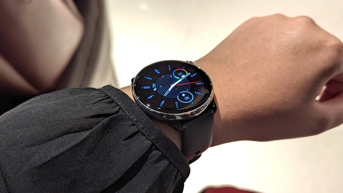 ساعت هوشمند امیزفیت مدل Amazfit GTR Mini